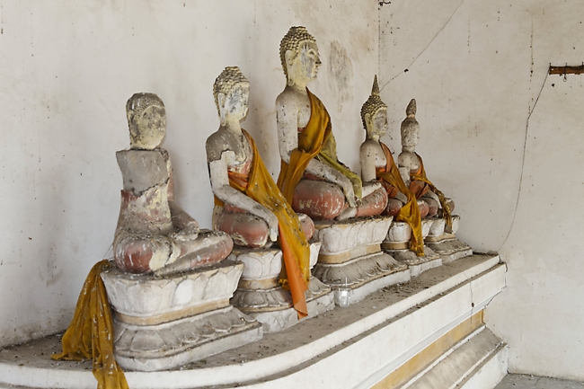 Prasat Nakhon Luang-023